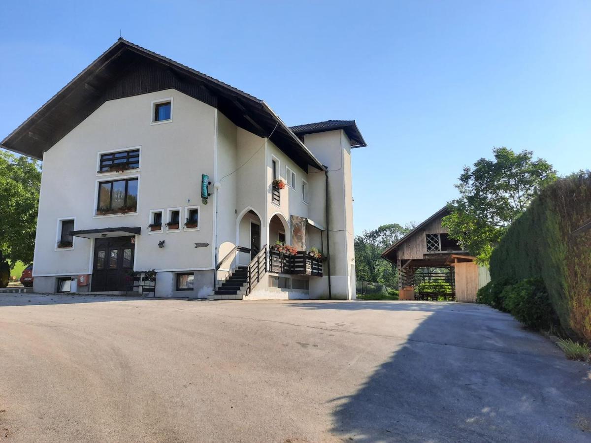 Tourist Farm Lavric Vodice Exterior foto